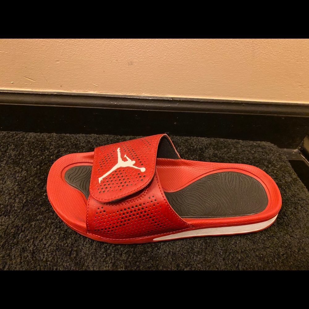 Jordan Boys Slides (US 7y)